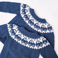 Last inn bildet i Galleri-visningsprogrammet, Car Sweater - English