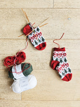 Last inn bildet i Galleri-visningsprogrammet, Christmas Tree Socks Junior - English