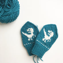 Last inn bildet i Galleri-visningsprogrammet, Baby Raptor mittens - English
