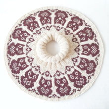 Last inn bildet i Galleri-visningsprogrammet, Boreal Owl Cowl - English pattern